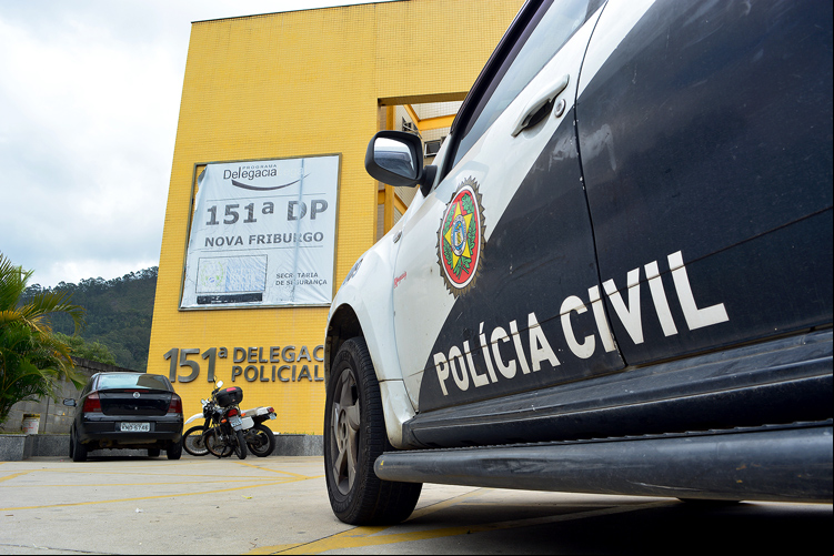 Homem é preso por agredir ex-companheira em Carmo